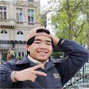 Lycéen en première maths physique svt offrant des cours dans ces matières scientifiques, à Lyon. Brevet National avec mention TB.
