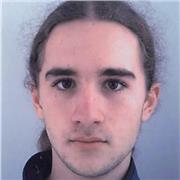 Parlant couramment l'allemand j'aurais un grand plaisir de vous aider à apprendre ma langue.