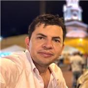 Ingeniero de sistemas especializado en pensamiento algorítmico y fundamentos de programación