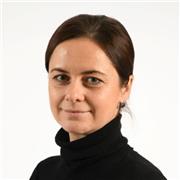 „Slowakisch-Lehrerin mit Hochschulabschluss und 15 Jahren Erfahrung gibt Sprachunterricht für Erwachsene und Jugendliche in Bratis