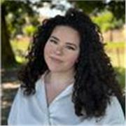 Laureata in spagnolo e polacco a Venezia, offro lezioni private con un approccio diretto e pratico.