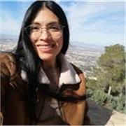 Profesora de matemáticas y física para todas las edades.