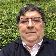 Recherche un Professeur d'italien enseignant cours particuliers