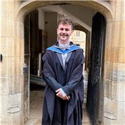 Oxford Law Graduate and Future Trainee Solicitor hoping to help students in whatever capacity!