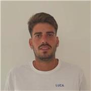 Ho appena finito la magistrale in scienze motorie, ho avuto a che fare con i ragazzi attraverso campi estivi.Mi piace insegnare