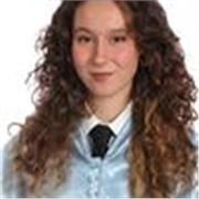 Universitaria a punto de graduarse como docente de infantil