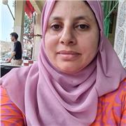 Je donne des cours particuliers de la langue arabe aux enfants et aux adultes. N'hesitez pas de me contacter.