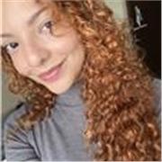 Professora de inglês com experiência em auxílio de sala e apoio pedagógico