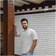 Especialista en Linux titulado en ASIR. Puedo enseñar desde Informática básica hasta las asignaturas del grado superior
