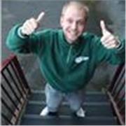 Profesor de inglés especializado en títulos oficiales y refuerzo escolar multilátera de la rama de humanidades.