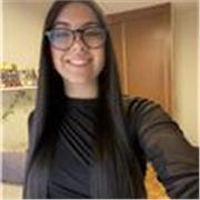 Soy una estudiante en proceso de Técnico en educación infantil, que está dispuesta a enseñar inglés a los más pequeños.