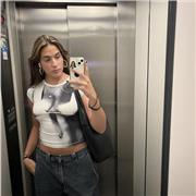 Soy una persona educada y muy madura con buena disciplina y experiencia en dar clases, con paciencia y ganas de ensenyar.