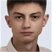 Me considero un chico con muchas ganas de enseñar a niños y ayudarles en sus clases particulares para pequeños de primaria 