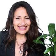 Formadora experta en Liderazgo Consciente y Habilidades Directivas para equipos corporativos de alto rendimiento.