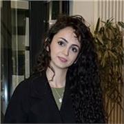 Lehrerin für Erwachsene / kinder.
Ein Bachelorabschluss in Englischer Literatur, einschließlich Grammatik und formellem Schreiben