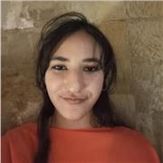 Recién graduada de bachillerato, con altas calificaciones en inglés. Me encanta enseñar y ayudar a niños en sus tareas.