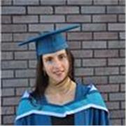 Passionate personal trainer and pilates instructor, here to help you reach your health and fitness goals in an enjoyable way!