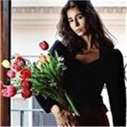 Sono giornalista e scrittrice, laureata in lingue con esperienza pregressa in aiuto compiti. 