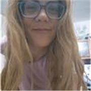 Profesora de inglés y cuidadora de niños y personas con necesidad