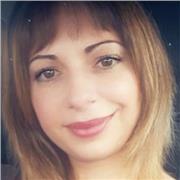 Maestra responsable, paciente, con entusiasmo por su trabajo, con interés por seguir ampliando su formación, con una preocupación por motivar a sus alumnos, buscando siempre lo mejor para ellos y su futuro