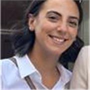 Prof. d’inglese madrelingua, laureata all’università degli studi di Palermo in Lingue, offre lezioni d’inglese online