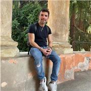 Mantenersi in forma è molto importante per la nostra salute, non serve necessariamente una palestra e sollevare chili e chili di ghisa, basta buona volontà,dedizione e qualcuno che ti affianchi nel modo corretto