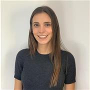 Profesora de inglés con experiencia en preparación de exámenes Cambridge, así como profesora de secundaria.