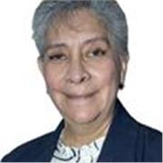 Maestro de apoyo escolar para adultos en nivel posgrado