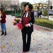 Laureata in lingue disponibile per aiuto compiti in tutte le materie