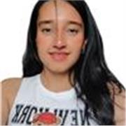 Profesores de apoyo escolar para los niños en clase virtuales