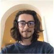 Profesor titulado en Ingles con más de 5 años de experiencia, imparte clases de forma online y presencial