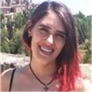 Adapto mis clases al nivel de cada alumno y busco diferentes formas de explicar los conceptos de manera innovadora para que los compensa mejor.