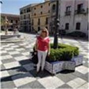 Experiência de mais de 20 anos. Aulas em espanhol, dinâmicas e interativas.Vivencia de 3 anos no Chile e 18 na Espanha