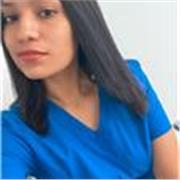 Profesora de matematicas enseña a niños de 3, 4 y 5 años