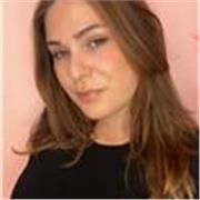 Inglese? Sì, ma in modo divertente!
Film, canzoni e lezioni create apposta per te per imparare parlando e divertendoti.