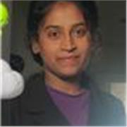 Computer science tutor providing lessons to computer science undergraduate students