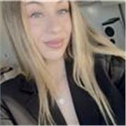 He sido cuidado de niños pequeños y tengo la titulación de ESO y Bachillerato. Me encanta ayudar a los más peques en sus tareas