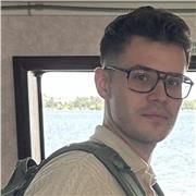 Laureato in Comunicazione offre ripetizioni di italiano, storia, inglese, scienze, geografia ed affini