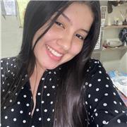 Me defino como una profesora apasionada por la enseñanza del español, dedicada a fomentar el aprendizaje y la apreciación del idio