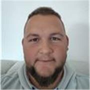 Estudiante de bachiller para niños de primaria y algún curso de secundaria