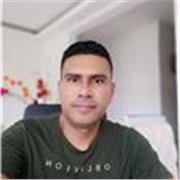 Profesor de educación ambiental ofrece clases a t