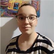 Apasionada de la historia y la literatura, apto para primaria y secundaria.