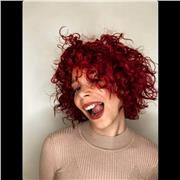 Studentessa di Lettere all'università di Roma3 con diploma di liceo scientifico internazionale disponibile per dare ripetizioni di ogni materia per elementari, medie e superiori per materie umanistiche, scientifiche e linguistiche (certificato di B1 in In