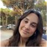 Estudiante de tercero de Psicologia que ofrece clases a niños de la primaria o la ESO de catalán, castellano, matemáticas.