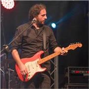 Lezioni di chitarra elettrica in presenza e online