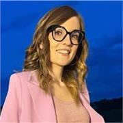 Docente di Lingue straniere impartisce ripetizioni di lingua. Disponibile anche per aiuto compiti