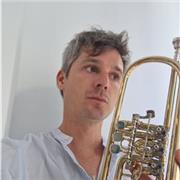 Profesor de trompeta . Vivo en Malaga, por la zona de El ejido, pueden venir hasta acá o moverme yo. Clases principiantes e intermedios