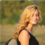 Estudiante recién graduada de bachillerato social, clases de repaso tanto para primaria como para secundaria y bachillerato social