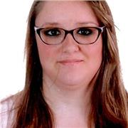 Me llamo Loida, soy auxiliar técnico veterinaria, mi pasión son los animales  y el medio ambiente, tengo experiencia  en dar charlas sobre el cuidado de los animales en un colegio de primaria y a propietarios en una clínica veterinaria. Clases a todo el p