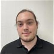 Devenez un As de l'Informatique avec un Futur Ingénieur Passionné ! 